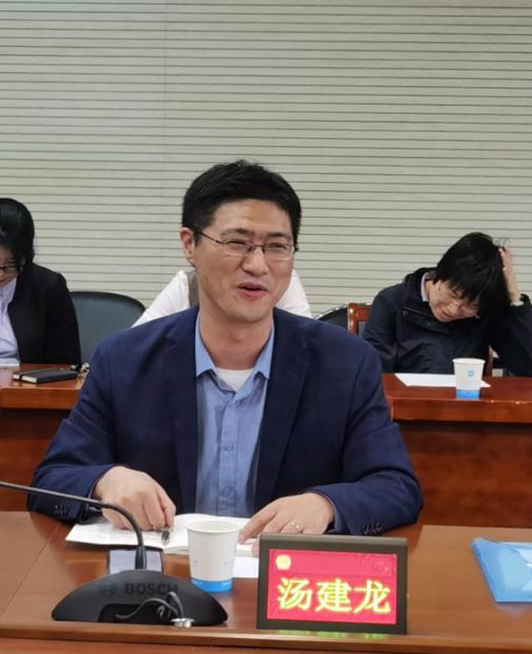 b4d0ab6575cad68516603645d5e5d37