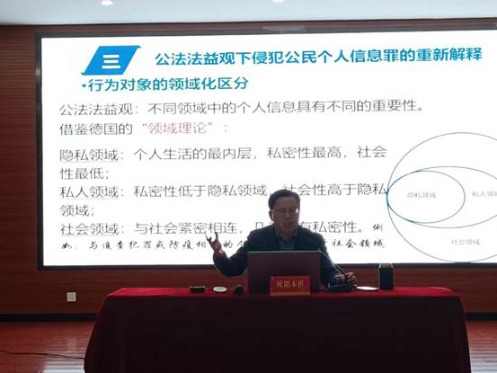 92fdac71826f1377e3bf712e1baabbf